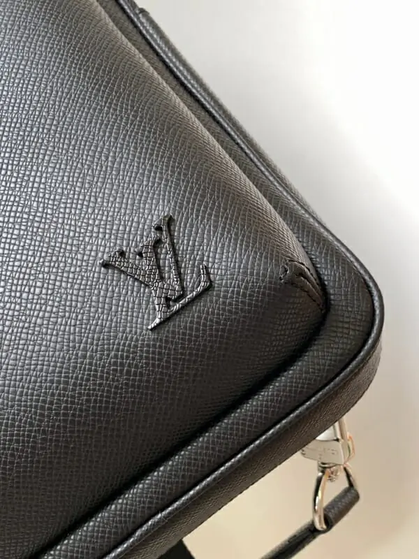 louis vuitton aaa homme mini sac a main s_117b3b54